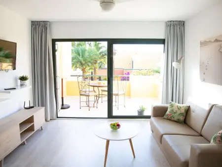 Charmante maison de vacances avec piscine et jardins à Corralejo, Fuerteventura - Photo 2