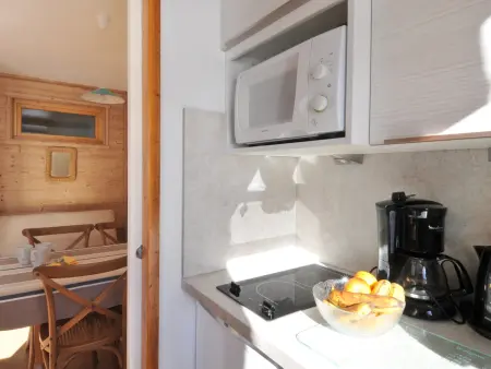 Studio rénové au pied des pistes, balcon, pour 4 personnes - Photo 1