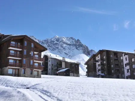 Studio rénové au pied des pistes, balcon, pour 4 personnes - Photo 7