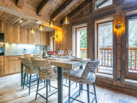 Bel appartement de standing dans résidence neuve au pied des pistes à Val-d'Isère - Photo 4
