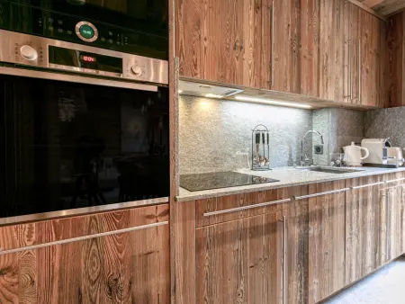 Bel appartement de standing dans résidence neuve au pied des pistes à Val-d'Isère - Photo 7
