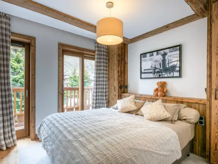 Bel appartement de standing dans résidence neuve au pied des pistes à Val-d'Isère - Photo 8