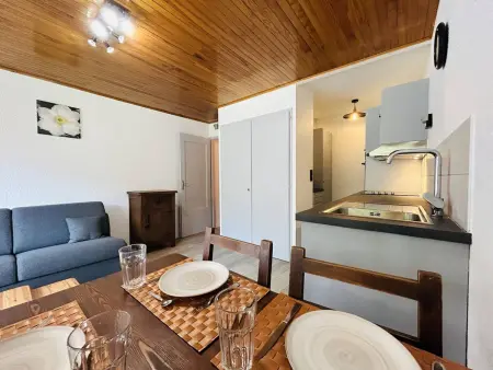 Studio Cabine Rénové avec Balcon et Parking Près des Pistes – La Salle-les-Alpes - Photo 1