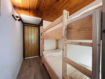 Studio Cabine Rénové avec Balcon et Parking Près des Pistes – La Salle-les-Alpes - Photo 12