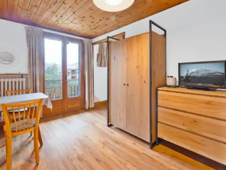 Studio cosy avec balcon et piscine à Serre Chevalier, à 300m des pistes - Photo 1