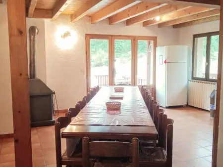 Chalet spacieux 6 pièces avec cheminée, barbecue, près des pistes, parking privé - Photo 3
