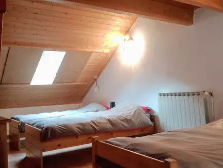 Chalet spacieux 6 pièces avec cheminée, barbecue, près des pistes, parking privé - Photo 7