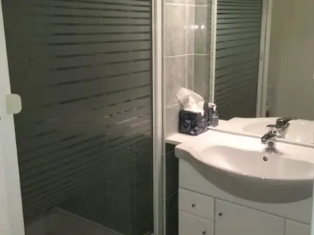 Appartement 3P, 6 pers, proche pistes, balcon exposé Sud, parking privé, TV, cuisine équipée - Photo 6