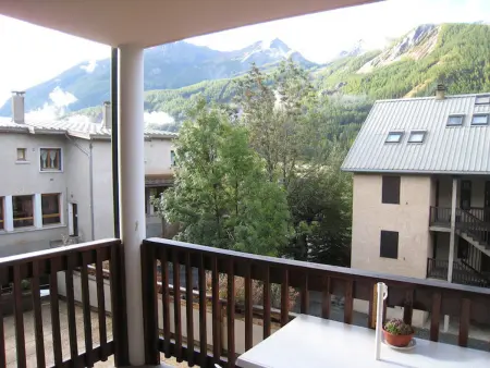 Appartement 3P, 6 pers, proche pistes, balcon exposé Sud, parking privé, TV, cuisine équipée - Photo 10