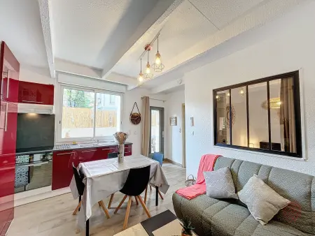 Appartement F2 Climatisé avec Terrasse à 100m des Thermes et du Centre de Lamalou-les-Bains - Photo 5