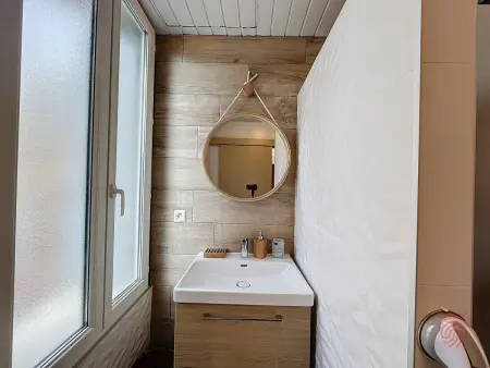 Appartement F2 Climatisé avec Terrasse à 100m des Thermes et du Centre de Lamalou-les-Bains - Photo 12