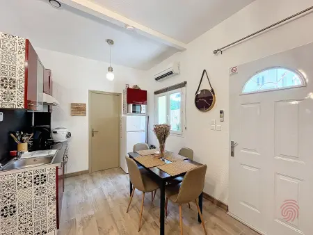 Appartement F2 avec terrasse, climatisation et proche des Thermes - Lamalou-les-Bains - Photo 3