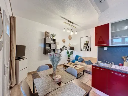 Appartement F2 avec terrasse, climatisation et proche des Thermes - Lamalou-les-Bains - Photo 5