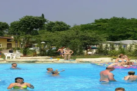 Holiday park Bella Italia, Peschiera-Primula, Appartement dans le parc de vacances Bella Italia à Peschiera - Photo 40