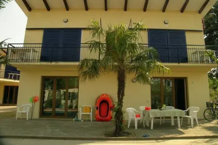 Holiday park Bella Italia, Peschiera-Ortensia, Appartement dans le parc de vacances Bella Italia à Peschiera - Photo 1