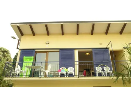 Holiday park Bella Italia, Peschiera-Verbena, Appartement dans le parc de vacances Bella Italia à Peschiera - Photo 1