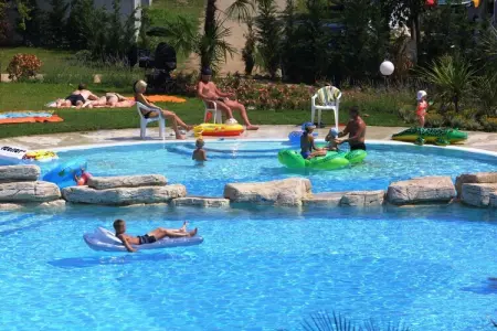 Holiday park Bella Italia, Peschiera-Verbena, Appartement dans le parc de vacances Bella Italia à Peschiera - Photo 39