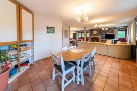 Magnifique habitation pour 16 personnes à Wanne, Séjour de groupe spacieux à Wanne - Photo 2