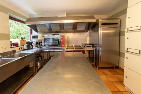 Magnifique habitation pour 16 personnes à Wanne, Séjour de groupe spacieux à Wanne - Photo 3