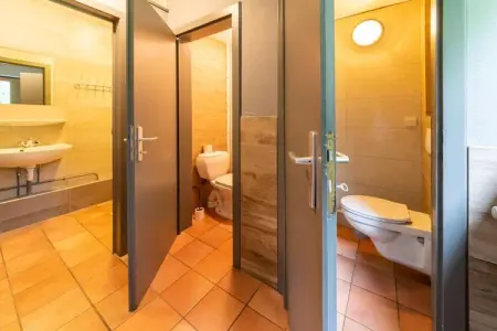 Magnifique habitation pour 16 personnes à Wanne, Séjour de groupe spacieux à Wanne - Photo 25