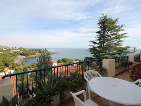 Appartement lumineux avec grande terrasse et parking - Photo 3