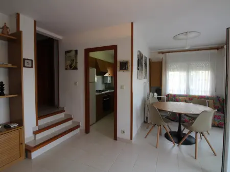Appartement lumineux avec grande terrasse et parking - Photo 9