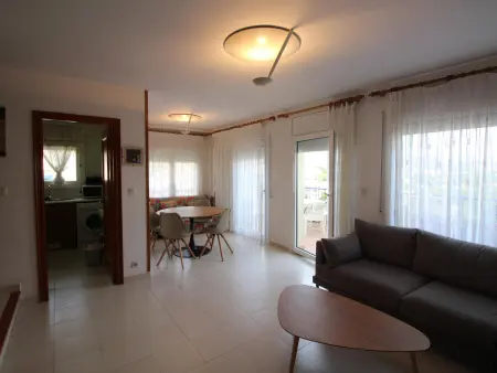 Appartement lumineux avec grande terrasse et parking - Photo 12