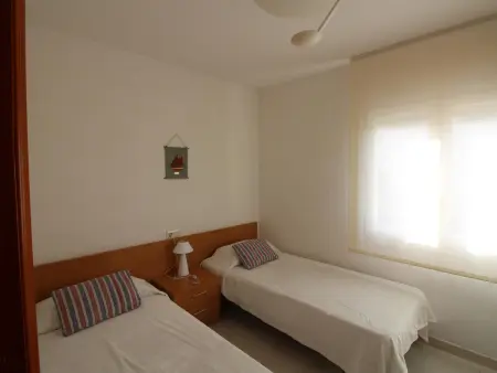Appartement lumineux avec grande terrasse et parking - Photo 19