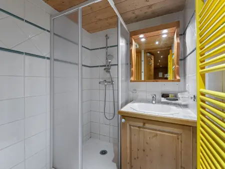 Duplex lumineux avec accès piscine et animaux admis - Photo 8