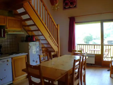 Duplex T4 calme avec parking, animaux acceptés à Samoëns - Photo 2