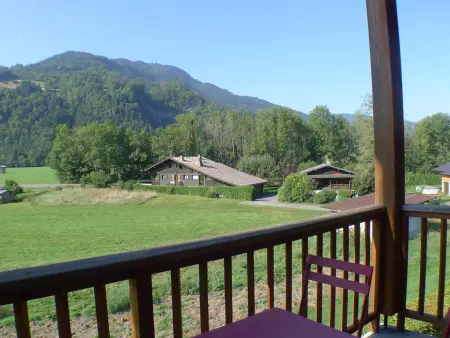 Duplex T4 calme avec parking, animaux acceptés à Samoëns - Photo 3