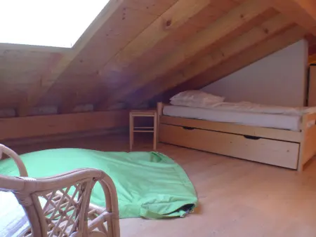 Duplex T4 calme avec parking, animaux acceptés à Samoëns - Photo 12