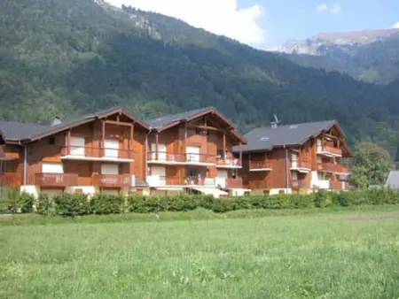 Duplex T4 calme avec parking, animaux acceptés à Samoëns - Photo 13