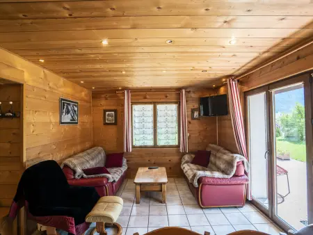 Chalet spacieux à Châtel - 3 chambres, 9 personnes, parking dispo - Photo 1