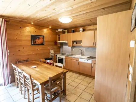 Chalet spacieux à Châtel - 3 chambres, 9 personnes, parking dispo - Photo 3