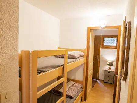 Appartement 2 Pièces pour 4 Personnes proche des Pistes avec Parking - Photo 3