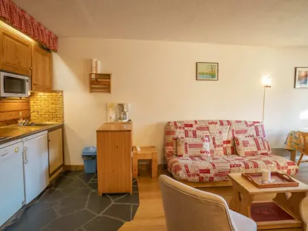 Studio pour 4 pers avec balcon exposé sud, parking couvert, WIFI, proche télésiège et navettes - Photo 8