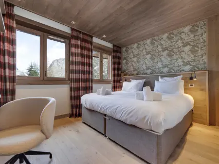 Bel appartement 4 pièces avec terrasse et parking, à 350m du centre de Val d'Isère - Photo 6