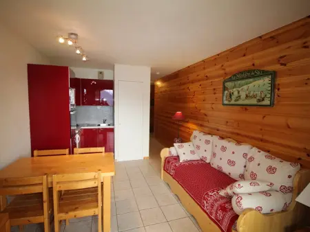 Appartement 6 couchages, rénové, à 400m des pistes, parking gratuit - Photo 3
