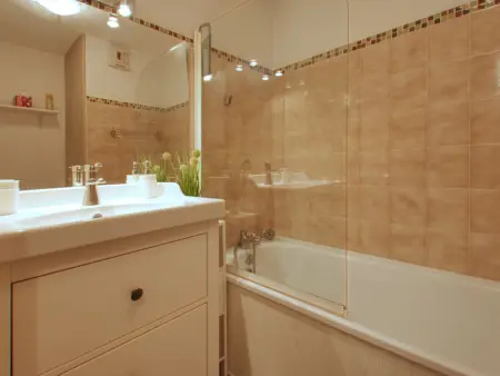Appartement rénové proche lac et navette, 4 pers, non-fumeur, sans internet - Photo 7