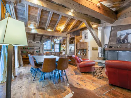 Duplex luxueux avec sauna, cheminée et parking à Val-d'Isère - Photo 2