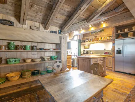 Duplex luxueux avec sauna, cheminée et parking à Val-d'Isère - Photo 4