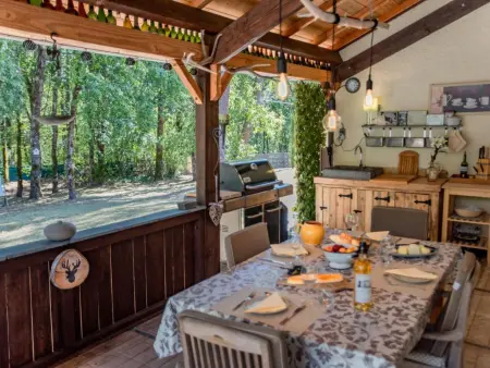 Bellegarde, Jolie gite moderne avec jardin et piscine privée - Photo 3