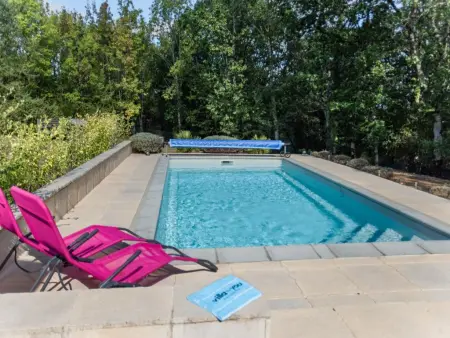 Bellegarde, Jolie gite moderne avec jardin et piscine privée - Photo 5