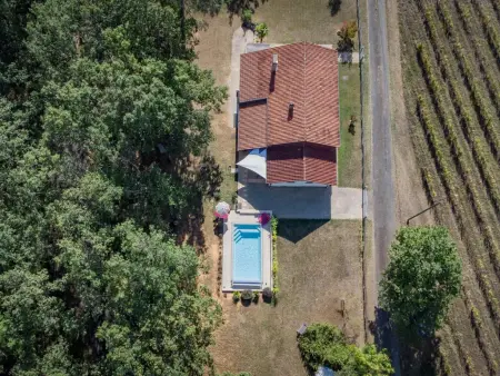 Bellegarde, Jolie gite moderne avec jardin et piscine privée - Photo 7