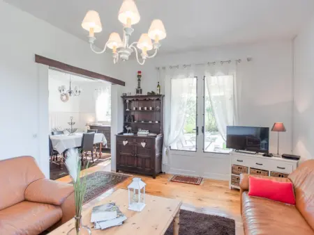 Bellegarde, Jolie gite moderne avec jardin et piscine privée - Photo 11