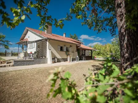 Bellegarde, Jolie gite moderne avec jardin et piscine privée - Photo 26
