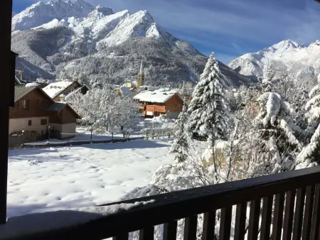 Chalet spacieux · 9 pers · Terrasse & Jardin · Parking privatif - Photo 9