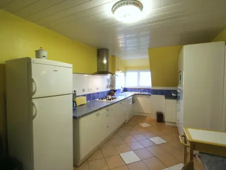 Maison familiale à Orbey, 3 chambres, parking privé, espace vert, jeux pour enfants - Photo 4