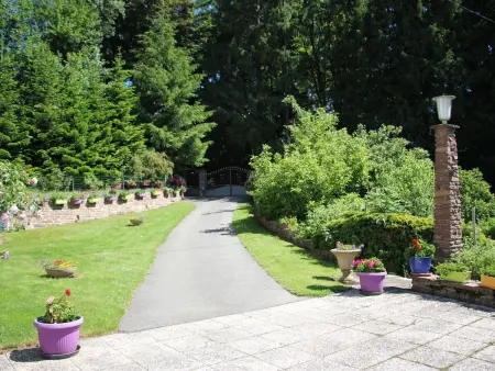 Maison familiale à Orbey, 3 chambres, parking privé, espace vert, jeux pour enfants - Photo 9